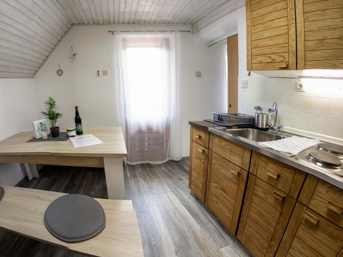 Apartma Petra Ravnik - Wanderer'S Hut Apartment Bohinj Ngoại thất bức ảnh